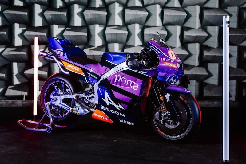 【MotoGP】プラマック・ヤマハ、2026年のマシンカラーリングを発表。ラズガットリオグル新規加入＆V4マシンで挑戦の1年に
