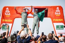 ダカールラリー2026、アル‐アティヤが通算6度目制覇＆ダチアが初優勝！　トヨタ勢は8位が最上位に