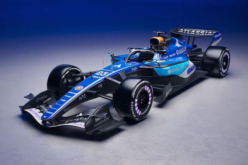 ウイリアムズ、2026年用マシン『FW48』を発表……しかしカラーリングのみ。バルセロナテストは開発遅れで唯一欠席し、まだ新車の姿は見られず