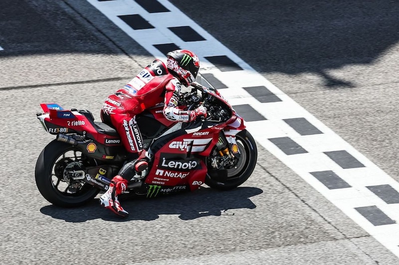 【MotoGP】強いバニャイヤが帰ってきた！　タイトル激戦2024年を「彷彿とさせる」とドゥカティチームマネージャー