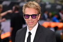 大ヒット映画『F1／エフワン』の「続編に取り組んでいる」プロデューサーのブラッカイマーが明言