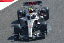 F1解説｜これがアウディ流のアプローチ！　バーレーンF1テストで激変したサイドポンツーン