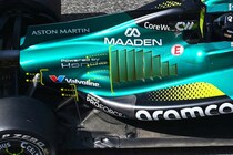 アストンマーティン、エンジンカバーに冷却用ルーバーを追加。窮屈なボディワークの中、ホンダPUの“息苦しさ”を軽減