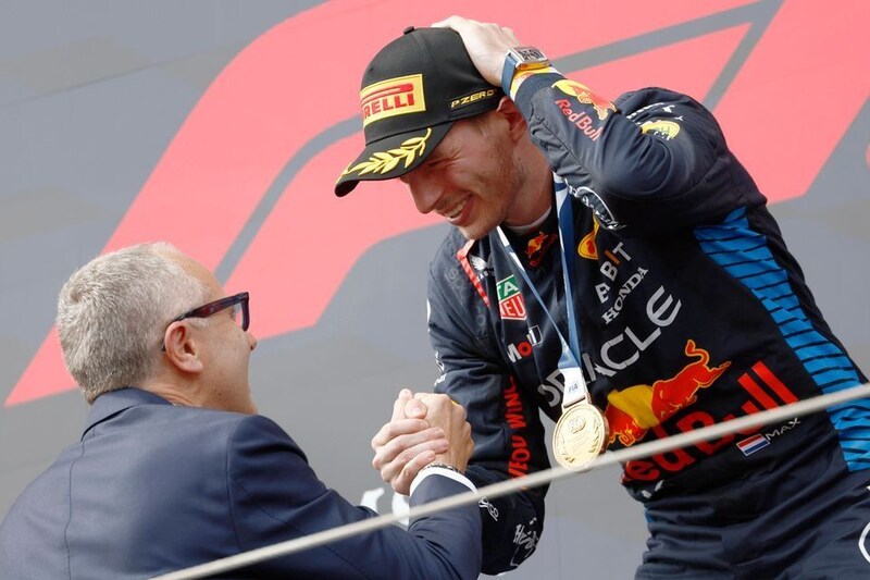 F1ドメニカリCEO、”今のF1面白くない”発言のフェルスタッペンが早期引退する可能性を完全否定「彼はF1を愛しているが、言いたいことを言うんだ」