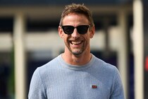F1王者だけが持っている特権とは！？　09年チャンピオンのジェンソン・バトンが明かす