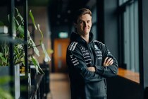 テオ・プルシェール、メルセデスの開発ドライバーに。WECプジョーと二足のわらじでF1の世界にカムバック