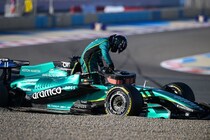 アストンマーティン・ホンダ「周回数を大幅に制限せざるを得ない」レースは最大25周に制限か？　ドライバー負傷のリスクも明らかに｜F1オーストラリアGP