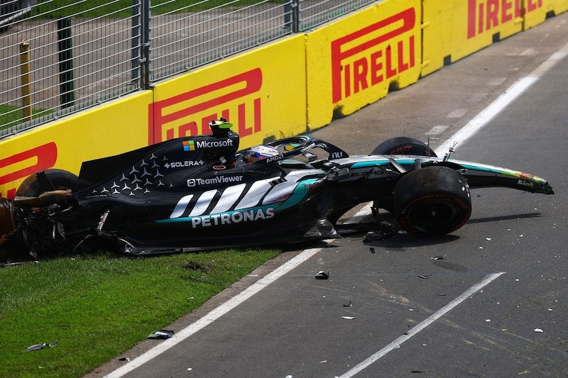 F1オーストラリアGP FP3速報|好調メルセデス、アントネッリ大クラッシュもラッセル最速! アロンソは19周走行して18番手
