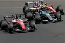 F1オーストラリアGP速報｜ラッセル開幕戦を制す！　しかしフェラーリ勢メルセデスに肉薄……アストンマーティン・ホンダはデータ取りに徹する