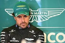 F1から”命がけのコーナー”は消えた？　アロンソ「そういう場所は、今やバッテリー充電のために使われている」