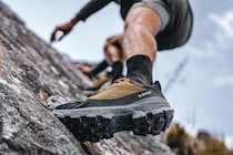 HI-TECの新作「CREST WP」と楽しむ、2026年春夏の外遊び！