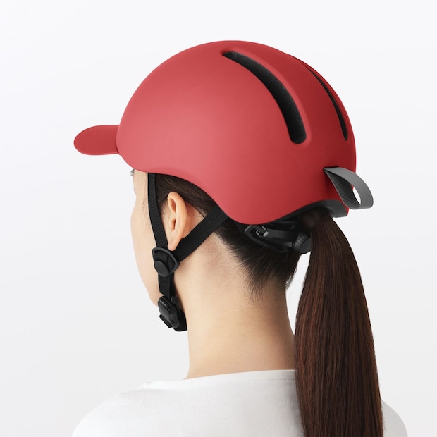 【無印良品】髪型崩れや蒸れ対策に！『風が抜ける自転車ヘルメット』＆『20型自転車』登場