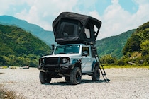 バッグひとつで車上泊！車上・地上で使える『peakpod PP-3』にサンルーフ搭載