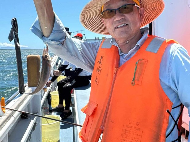 一投一釣の好展開、しかも良型！ ©釣りビジョン