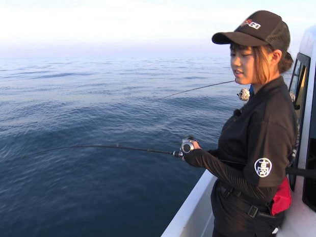 実習船に乗って部活動。狙いはシロアマダイ！ ©釣りビジョン