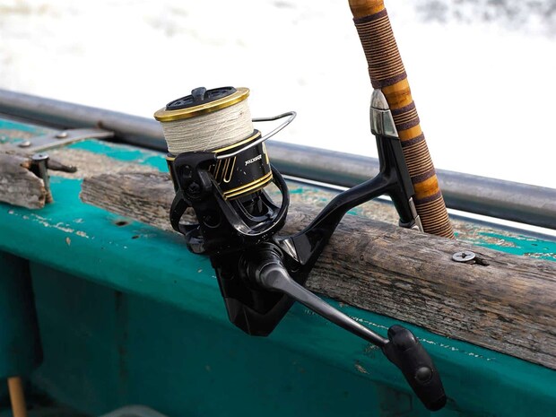 キャストするのでスピニングリール主体。 ©釣りビジョン