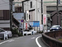 アタリ明快！浅場で大爆釣！絶好調の東京湾シロギス釣り・東京都羽田『かめだや』