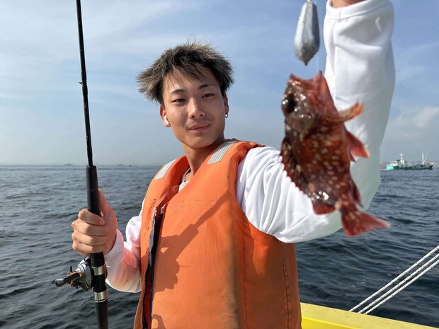 船釣り初挑戦、開始10分で初釣果！ ©釣りビジョン