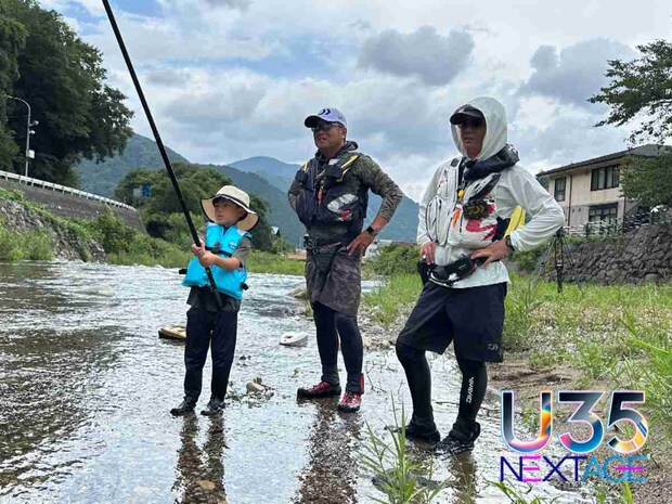 将太の父親は、鮎釣り界隈では有名なトップトーナメンター・瀬田匡志だ。釣りの師匠であり、鮎釣りの基礎を叩きこんでくれた人物である。6年前の全国決勝大会では父子揃って出場し、父・匡志は3位に輝いた。将太の息子・唯翔（ゆいと）くんは、将太よりも1年早く鮎釣りのデビューを果たしている。親子三代で全国大会へ出場する日も、そう遠くないのかもしれない。©釣りビジョン
