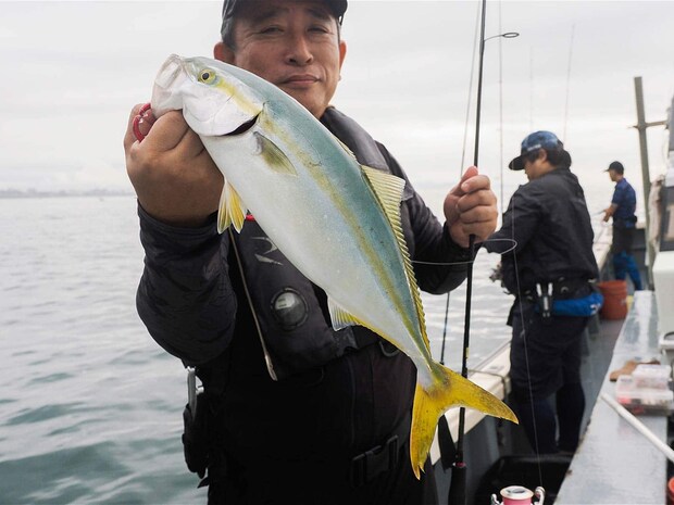 秋のイナダは絶品！帰ってから調理するのも楽しみである。 &copy;釣りビジョン