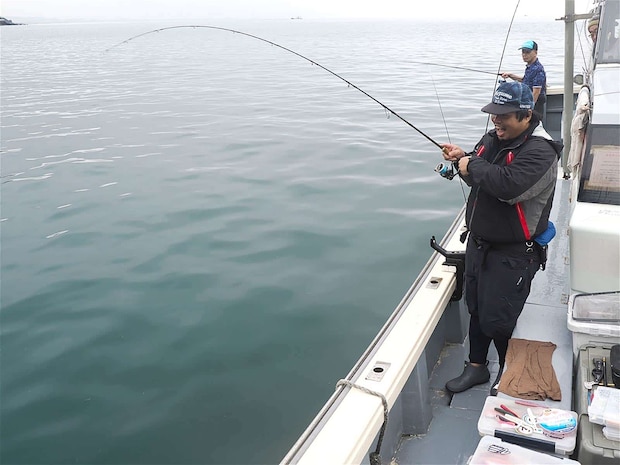 油断しているといきなりヒットするので注意。 &copy;釣りビジョン