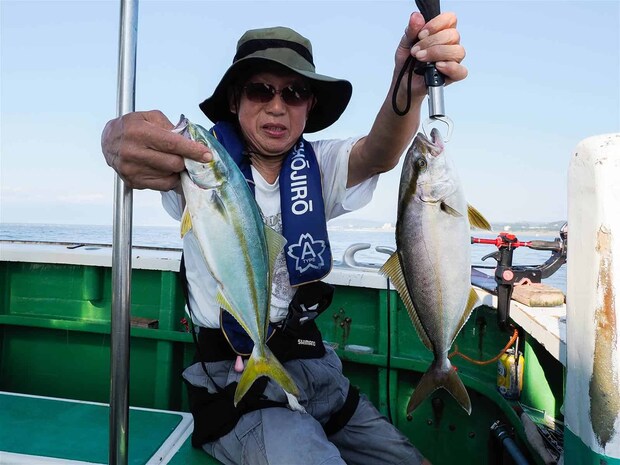 イナダとカンパチのダブルで最高。 &copy;釣りビジョン