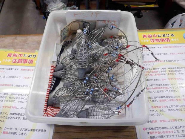 よく釣れると評判の特製ビシのレンタルあり（保証金制1,000円）。 ©釣りビジョン