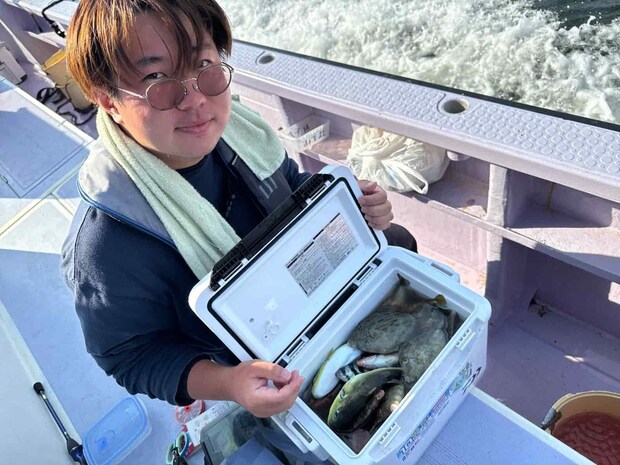 釣れる魚種が多様でクーラーは賑やか！ &copy;釣りビジョン
