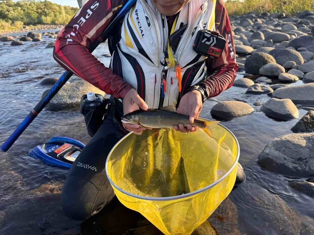 ドキドキするサイズ！尺なるか？ &copy;釣りビジョン