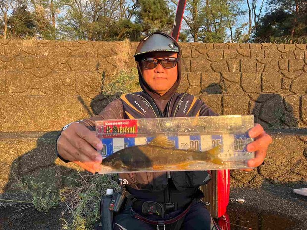 サビが出た魚体であったが28cmの大物！ &copy;釣りビジョン