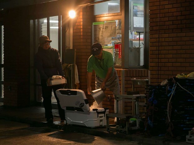 氷の販売もしてくれるので便利。 &copy;釣りビジョン