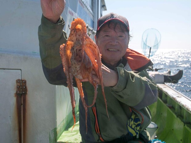 記者にはマダコがヒット！嬉しい！ &copy;釣りビジョン