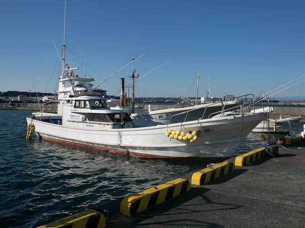 港奥に『伊達丸』が停泊している。 &copy;釣りビジョン