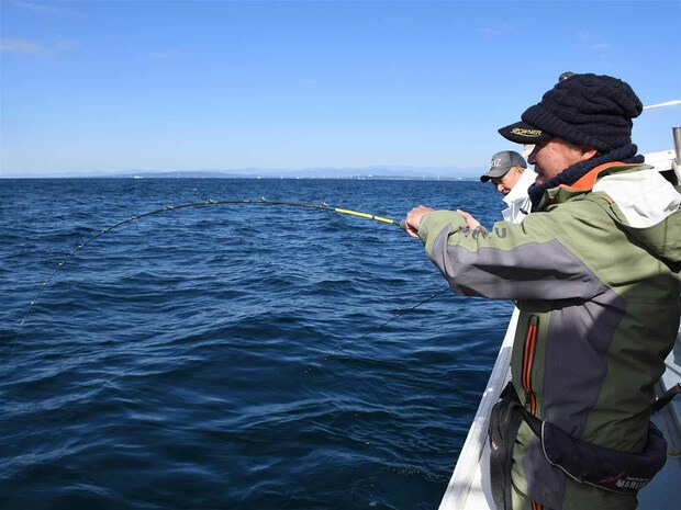 引きはよいが…。 &copy;釣りビジョン