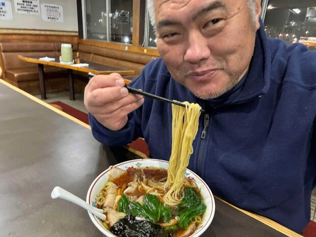 帰りは長岡市にある青島食堂曲新町点に滑り込みセーフ！生姜醤油の名品に舌鼓を打った。 &copy;横沢鉄平