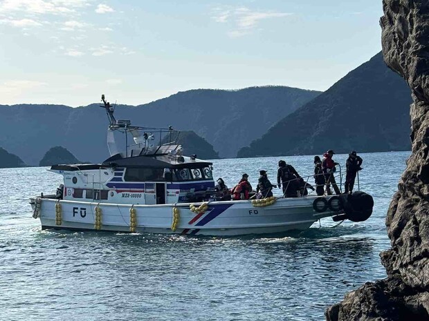 「北浦瀬渡しFU」〒899-0303 宮崎県延岡市北浦町宮野浦196(宮野浦港給油タンク前)　TEL：090-3017-3452 &copy;釣りビジョン