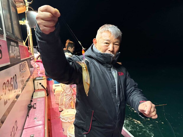 手が合うと連釣する一幕も！ ©釣りビジョン