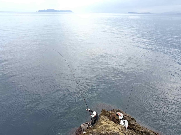 潮場沖から相島を望む &copy;釣りビジョン