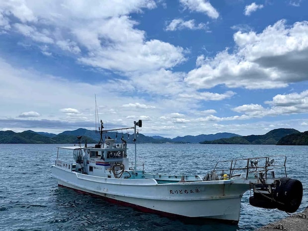 冬凪を捉えた潮場沖の一日＜43.5cm尾長グレ＞と出会った青海島釣行