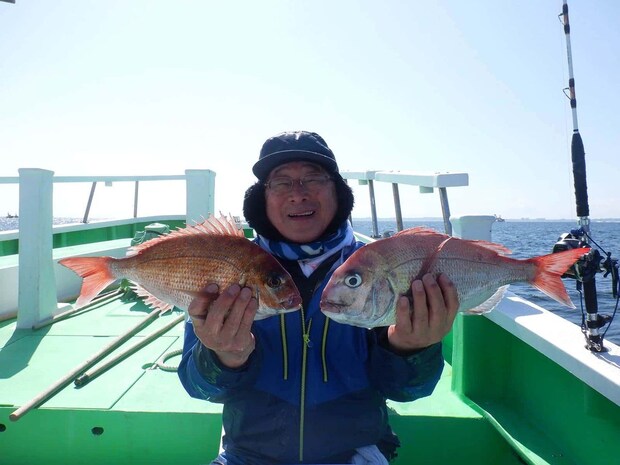 「前回の釣行は顔見ずでした。今回はリベンジ成功です！」 &copy;釣りビジョン