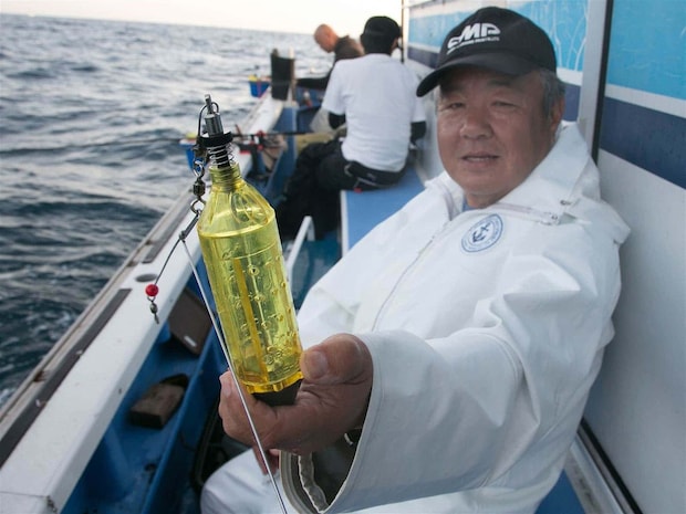 コマセカゴは上部3分の1開口が基本。 ©釣りビジョン