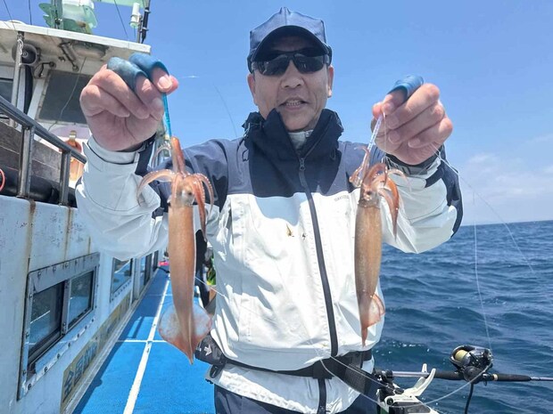 ようやく手にした本命に安堵。 ©釣りビジョン