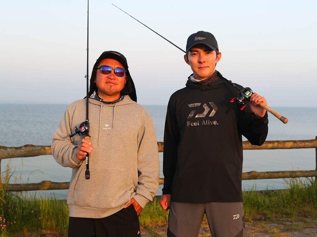【川村光大郎 VS 江口俊介】霞ヶ浦水系でオカッパリ対決！ 釣り勝つのはどっちだ！？