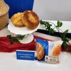 ファミリーマート「オモテもウラもおいしいパン」発表会/「ファミマルBakery」2周年にハイブリッドパン