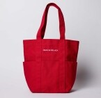 DEAN & DELUCA「福袋2026」受付開始、赤い限定トートにクッキー缶･ボトル･ポップコーンなど詰め合わせ