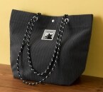 「カフェ･ベローチェ」の福袋、黒ねこデザインの美濃焼マグカップ&小皿、フードメニュー引換券などセットに