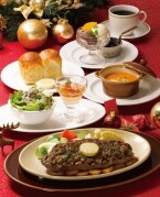 【ロイヤルホスト】冬限定メニュー「225gアンガスサーロインステーキ～国産玉ねぎのペッパーソース～」など発売