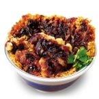 【かつや】「豚ロース天＋チキンカツ2枚」を豪快にのせた「全力飯。」販売