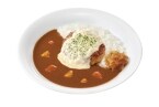 すき家「チーズインハンバーグカレー」発売、肉厚ハンバーグとチーズがとろける贅沢な一品