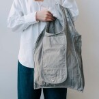 【DEAN & DELUCA】ぶどうの果皮で染めた限定バッグ(全3色)登場、ワインの副産物が美しい色に